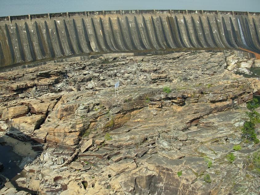Thurlow Dam on the Tallapoosa River in Tallassee, Alabama — Alabama Power's 1930 hydroelectric dam that created 574-acre Thurlow Lake